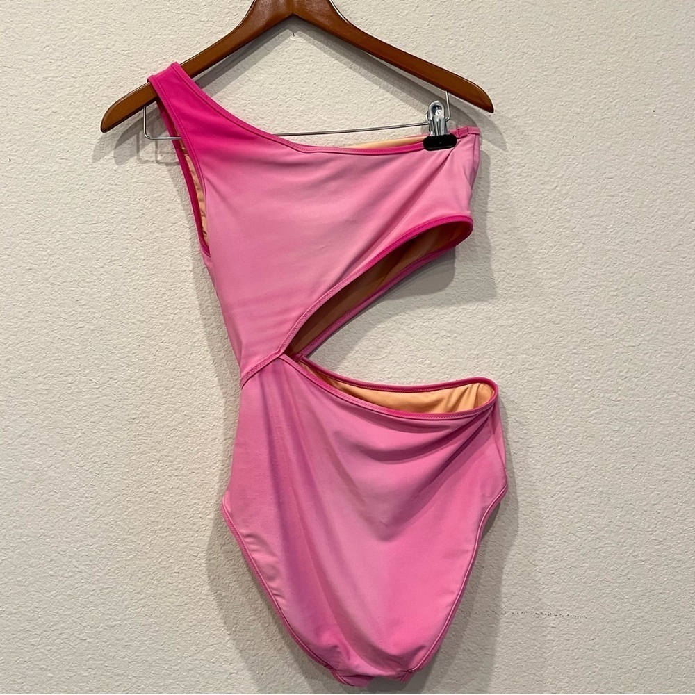J. Crew Pink Ombré One Piece Asymmetrical Cut Out Swimsuit Size Medium
